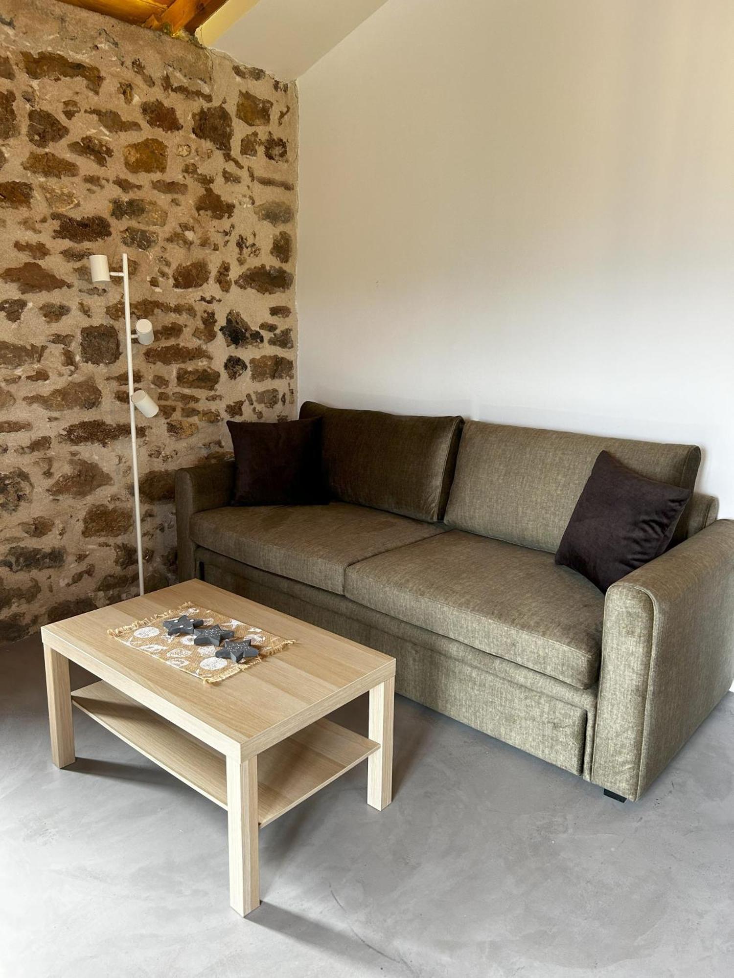 Messinian Stone House Villa ภายนอก รูปภาพ